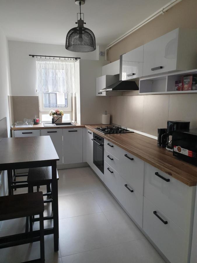 Qualis Apartament2 Apartment Brasov Luaran gambar